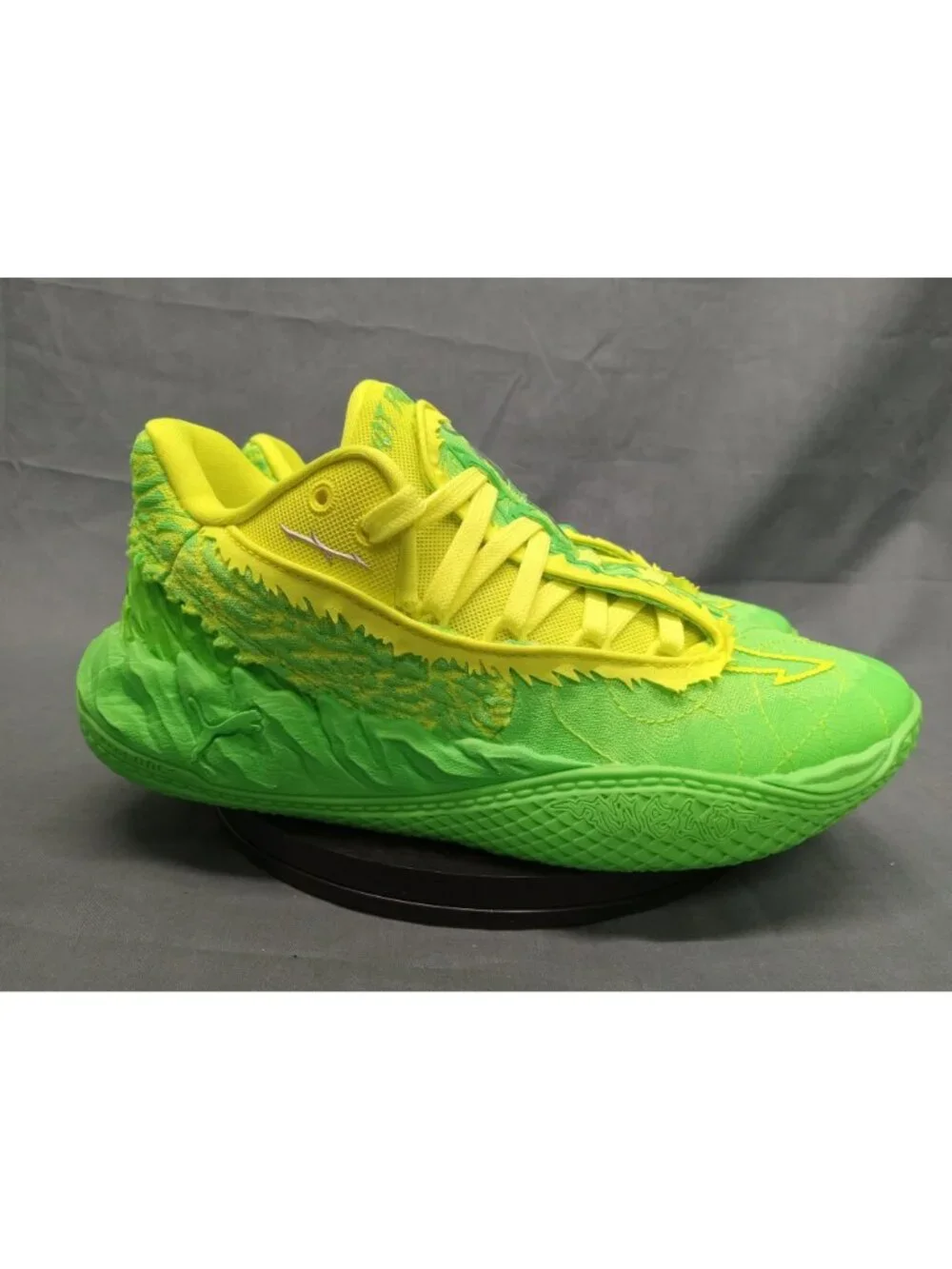 Puma LaMelo Ball MB.05 'Flourish' Sneakers Green Yellow Boys Size 2c NEW NO BOX